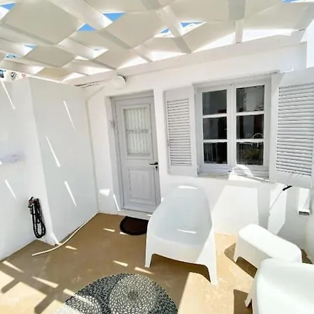 Paros 펜션